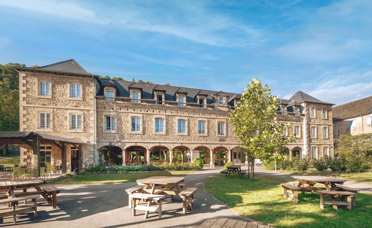 L'Oustal Pont-Les-Bains Hotell Salles-la-Source Eksteriør bilde